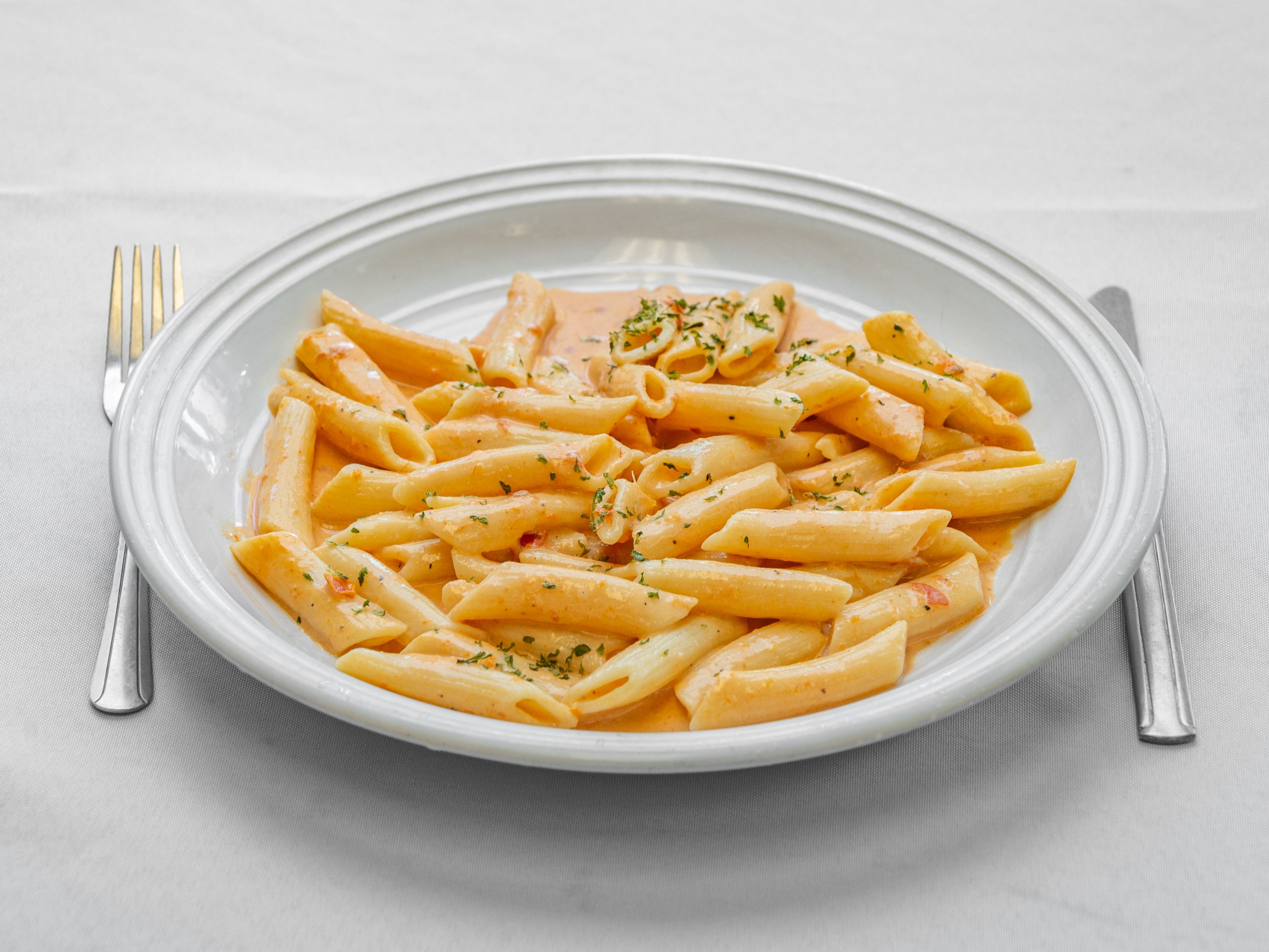 Order Penne Vodka with Chicken Lunch food online from Marco's Deli store, Metuchen on bringmethat.com