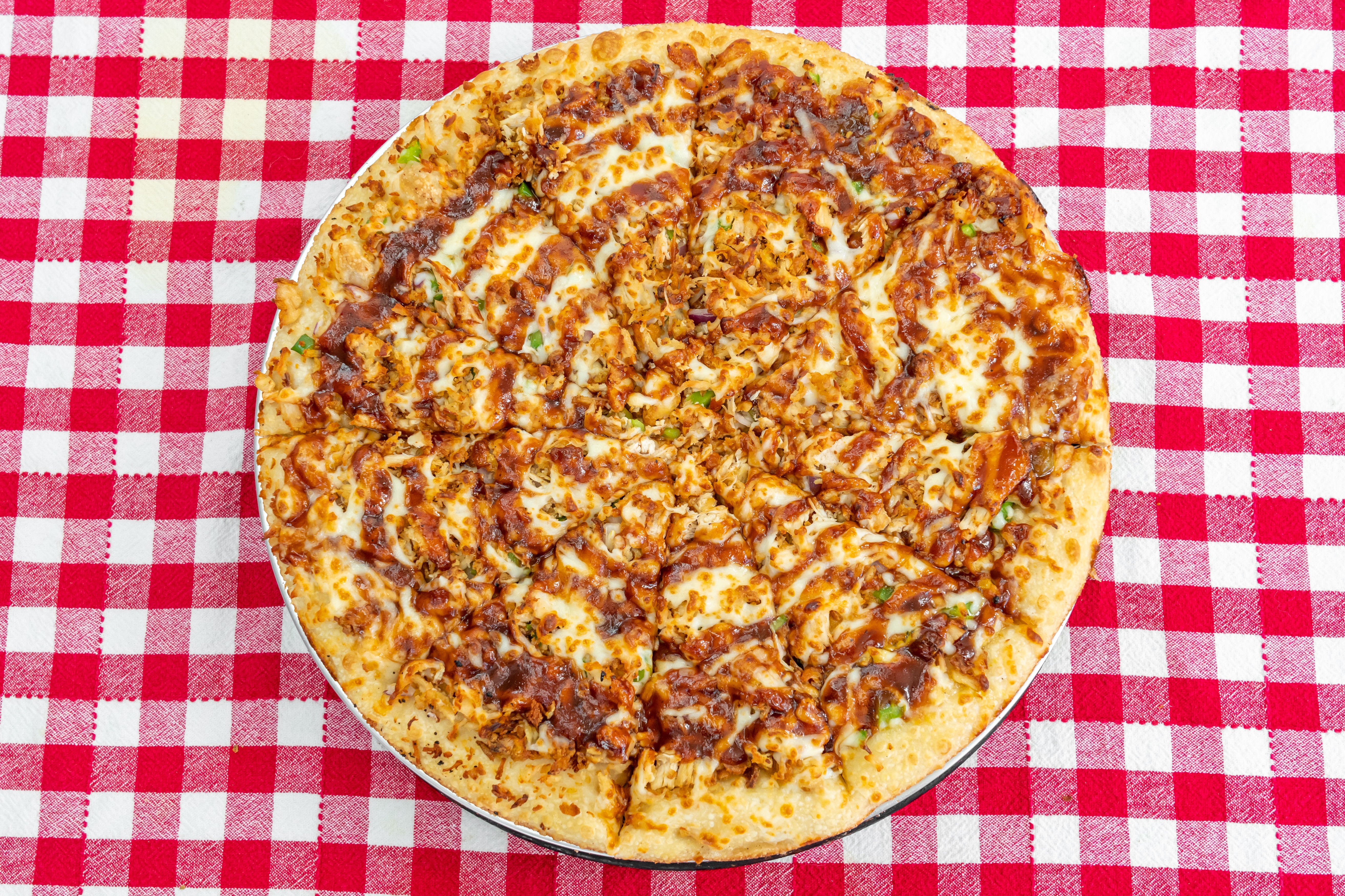 Order BBQ Chicken Pizza - Large 14" food online from Golden Edge Pizza store, Dearborn Heights on bringmethat.com