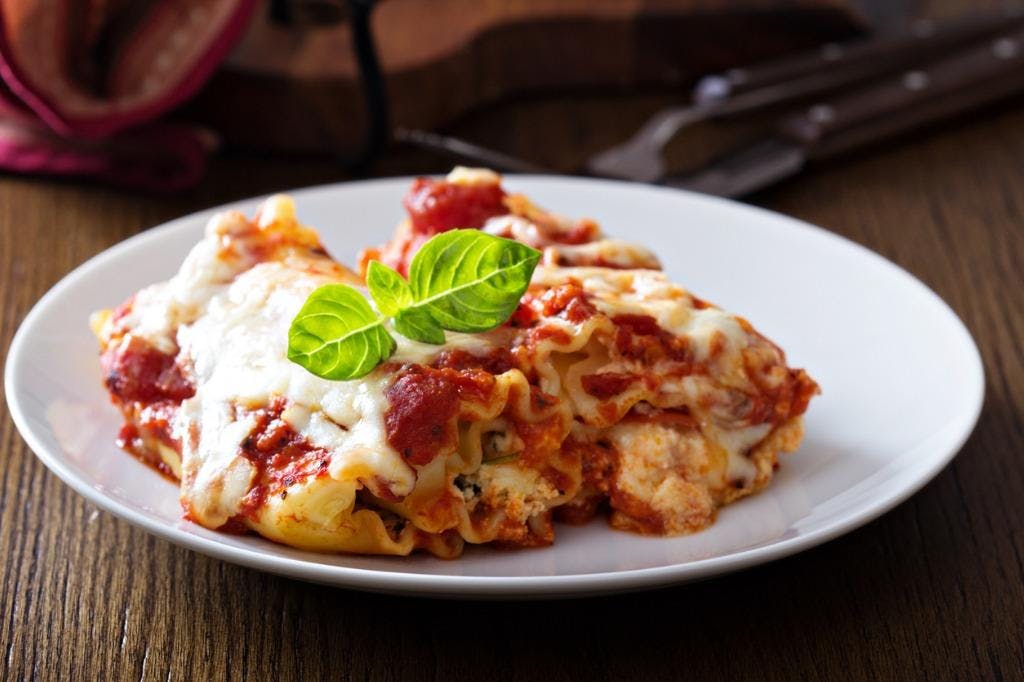Order Lasagna - Pasta food online from Broadway Pizza & Catering store, Greenlawn on bringmethat.com
