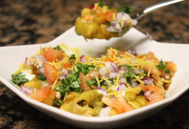 Order Bombay Bhel Poori food online from Chicago Curry House store, Chicago on bringmethat.com