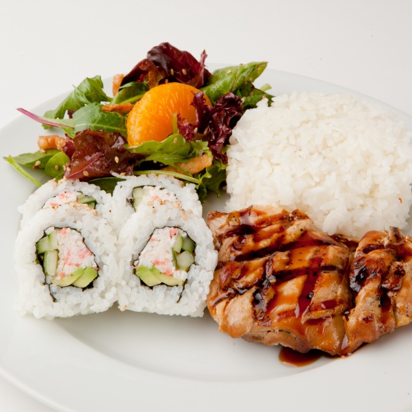 Order California Roll and Chicken Combo Plate food online from Sansai Japanese Grill store, Santa Monica on bringmethat.com