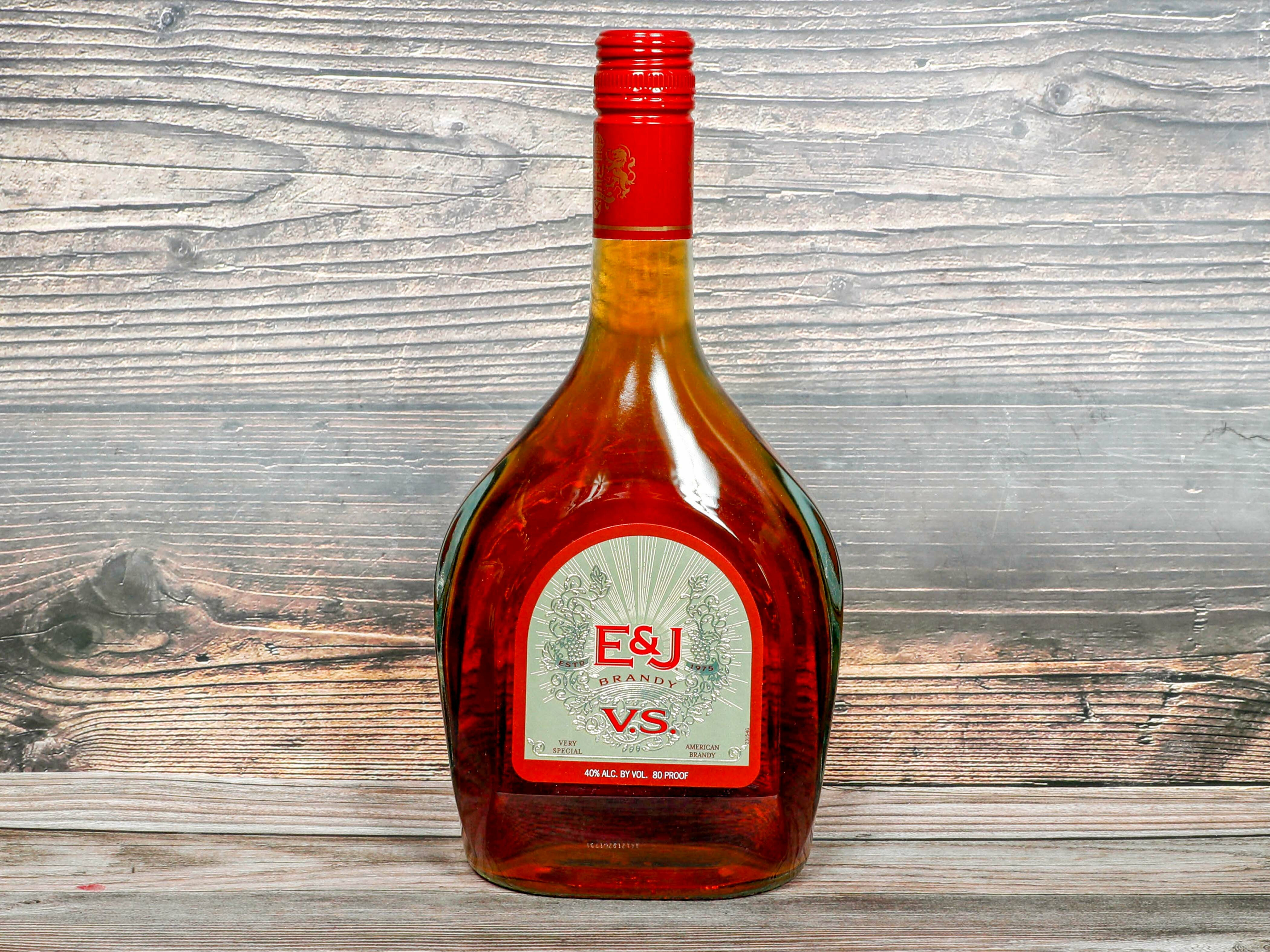 Order 750 ml. E&J VS, Brandy  food online from Brothers Royal Crown Minimart store, Atwater on bringmethat.com