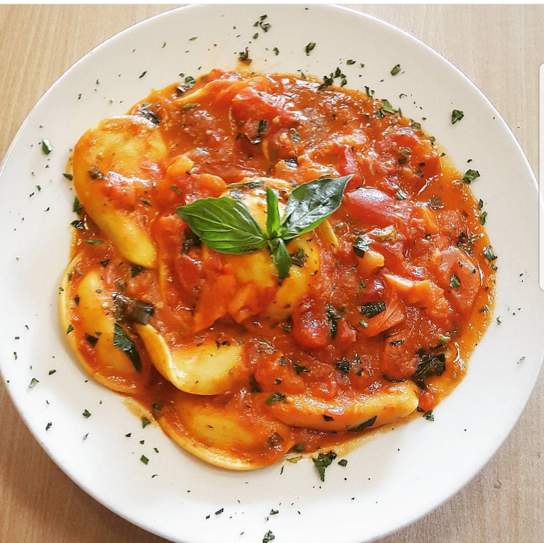 Order Ravioli with Sauce food online from Pizza Mia store, Newburgh on bringmethat.com