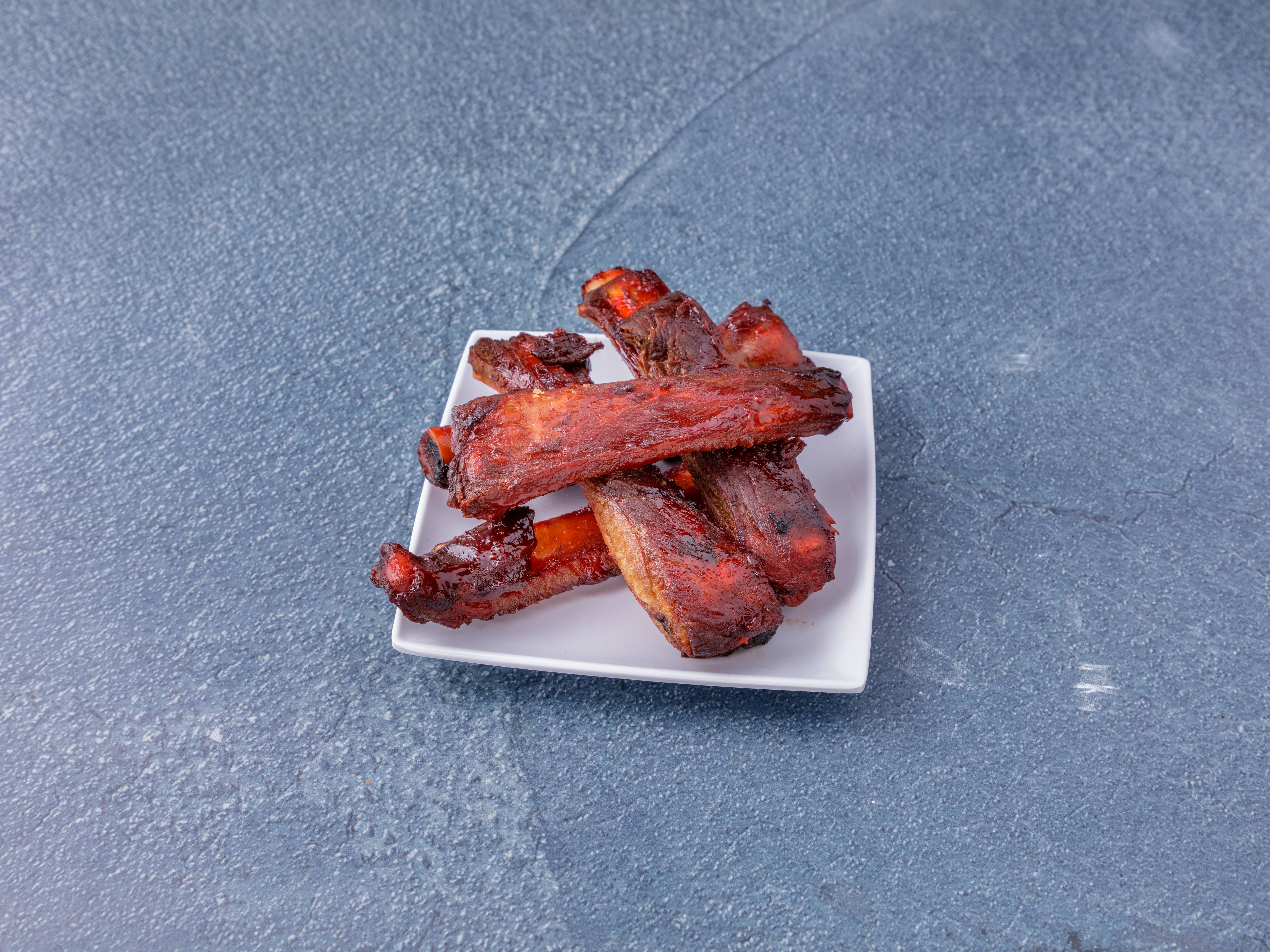 Order C7. BBQ Spare Ribs Combination Platter food online from Xing Dragon store, New York on bringmethat.com