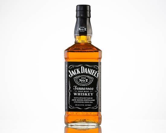 Order Jack Daniel's Black Label, 750mL whiskey (40.0% ABV) food online from Flow Liquor store, Compton on bringmethat.com