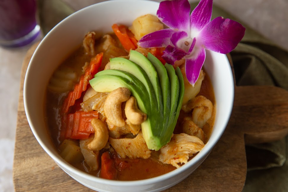 Order Masaman Curry food online from Nai Thai Cuisine store, Dunwoody on bringmethat.com