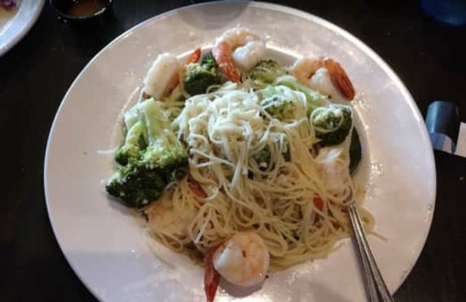 Order Shrimp & Broccoli food online from Salerno Pizzeria & Sports Bar store, Hodgkins on bringmethat.com