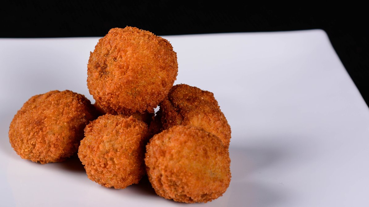 Order Fried Mushrooms food online from Euro Gyro store, Akron on bringmethat.com