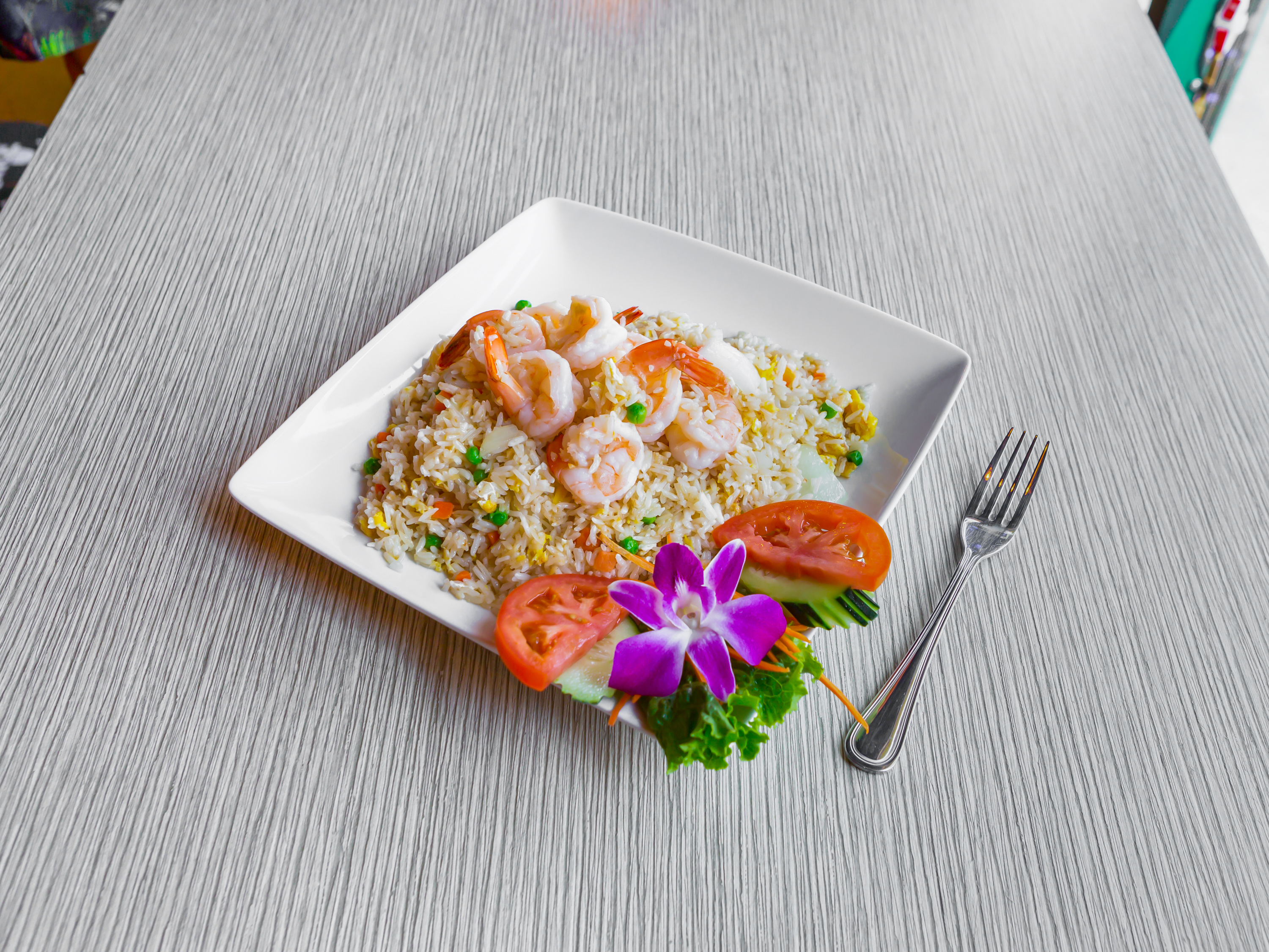 Order 33. Thai Fried Rice food online from Thai Thai Thai store, Oceanside on bringmethat.com