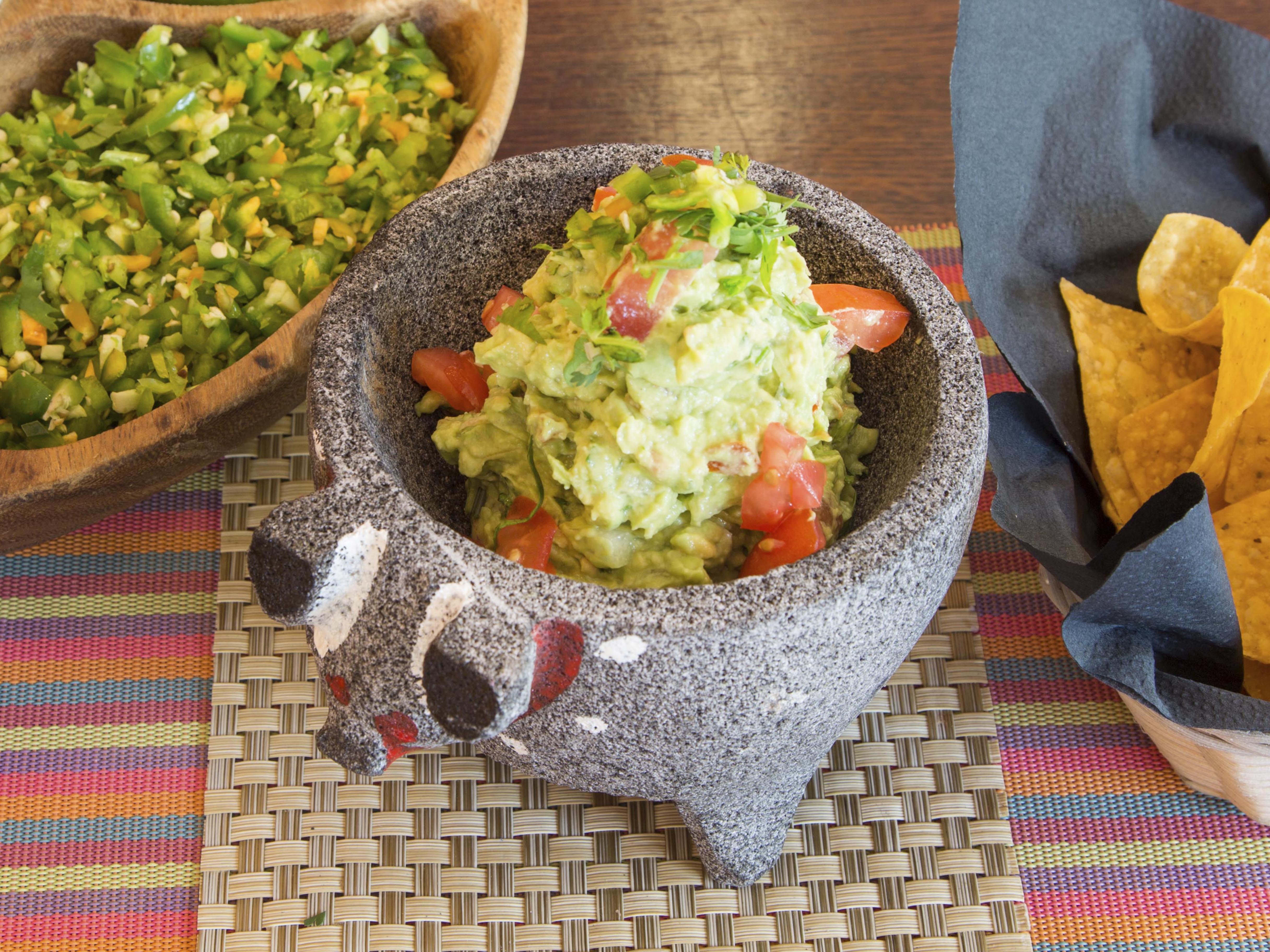 Order Guacamole and Chips food online from Riviera Maya Mexican Cuisine store, Bogota on bringmethat.com