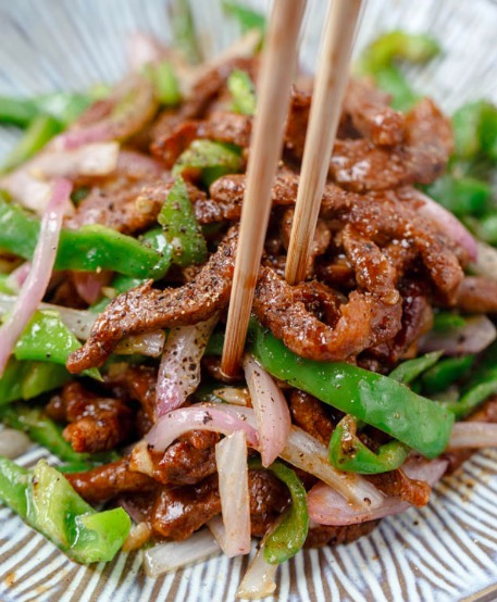 Order Black Pepper Beef food online from Chinatown Restaurant store, San Francisco on bringmethat.com