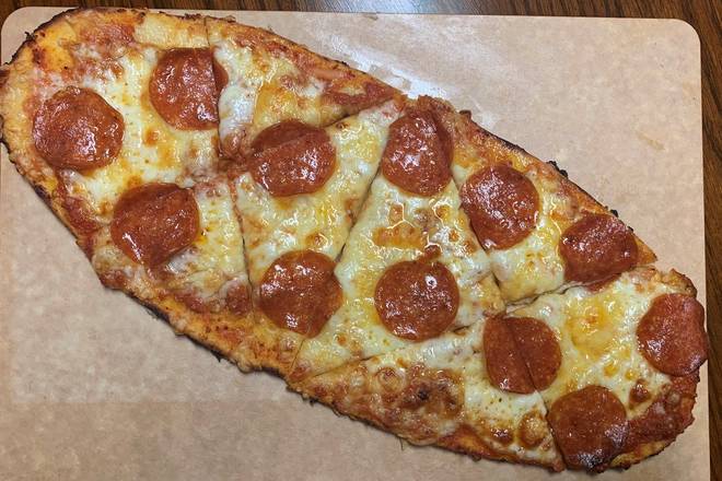 Order Pepperoni Flatbread food online from Carolina Ale House store, Augusta on bringmethat.com
