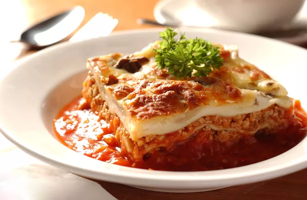 Order Homemade Lasagna  food online from Paisanos Pizza and Pasta store, Hermosa Beach on bringmethat.com