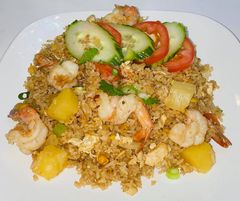 Order R4 Pineapple Fried Rice food online from Boba Tea Cafe store, Niagara Falls on bringmethat.com