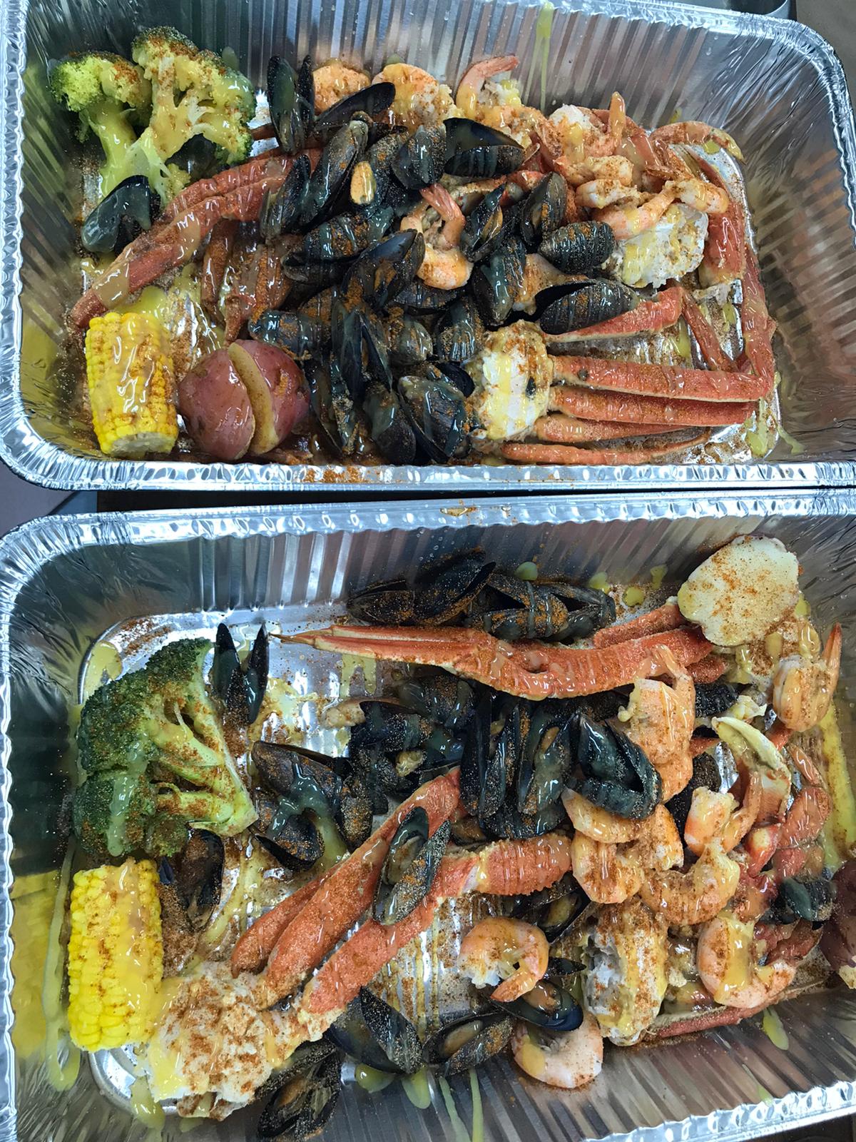 Order N9 steam seafood (1lb mussels,12 large shrimp,2 snow cluster & 1 dungeness) food online from Galaxy Pizza store, Philadelphia on bringmethat.com