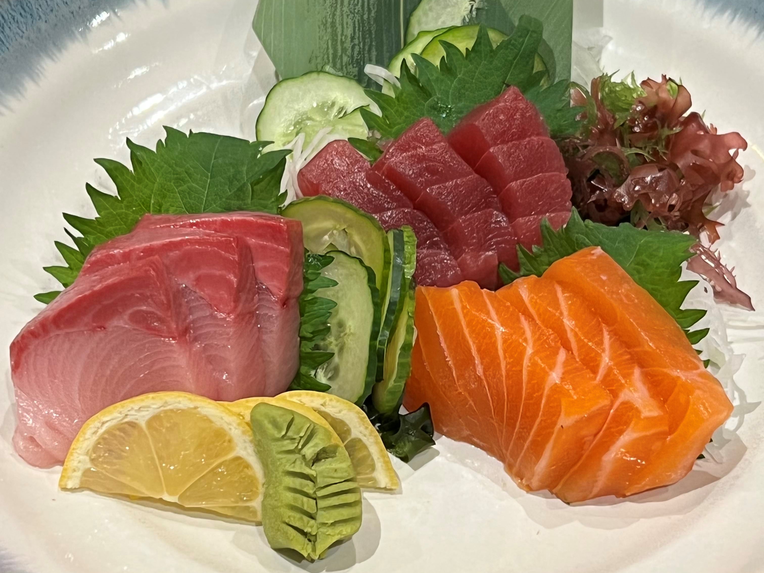 Order Assorted Sashimi  3 Kinds food online from Ichiza Sake House store, Las Vegas on bringmethat.com