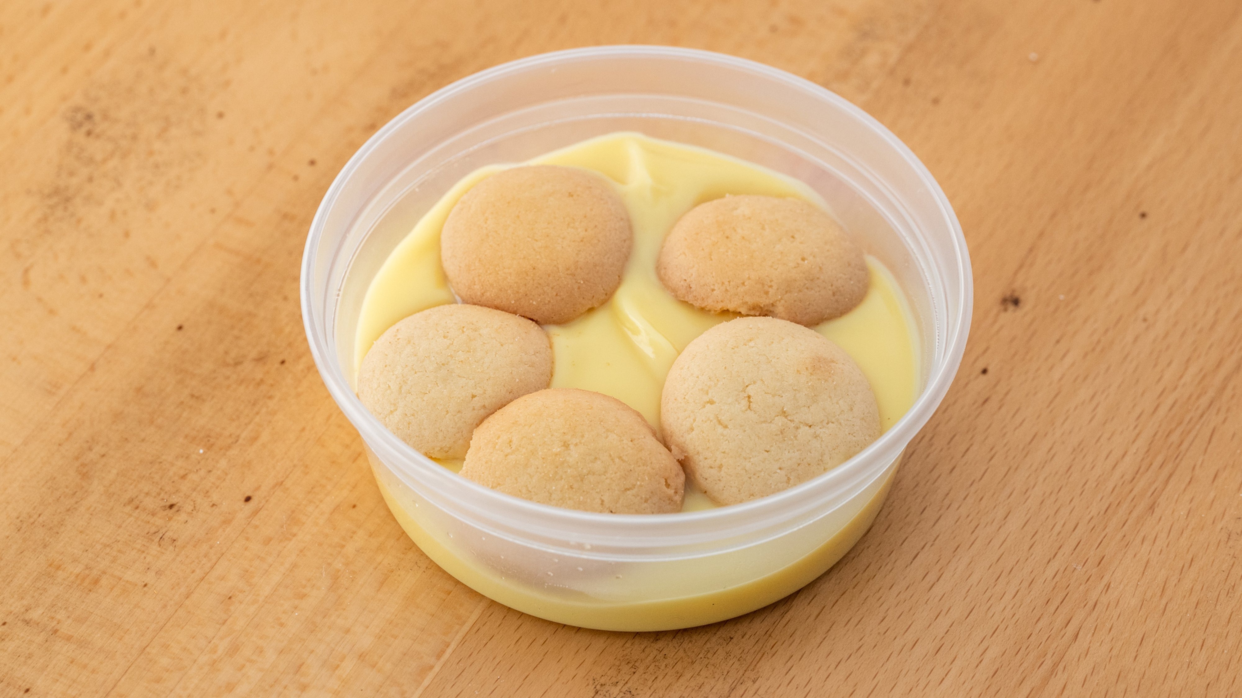 Order Banana Pudding food online from Captain Jay Fish & Chicken store, Taylor on bringmethat.com