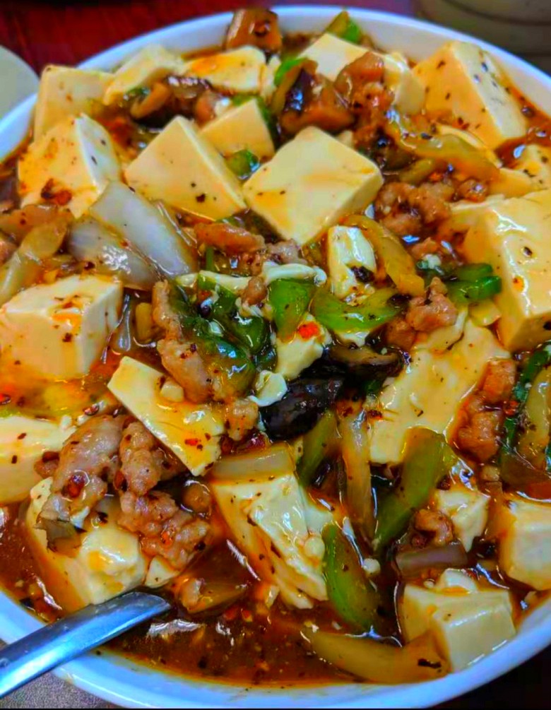 Order 2. Mapo Tofu (Spicy)麻婆豆付 food online from New Fortune Restaurant store, San Francisco on bringmethat.com
