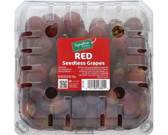 Order Signature Farms · Seedless Red Grapes (48 oz) food online from Safeway store, Corte Madera on bringmethat.com