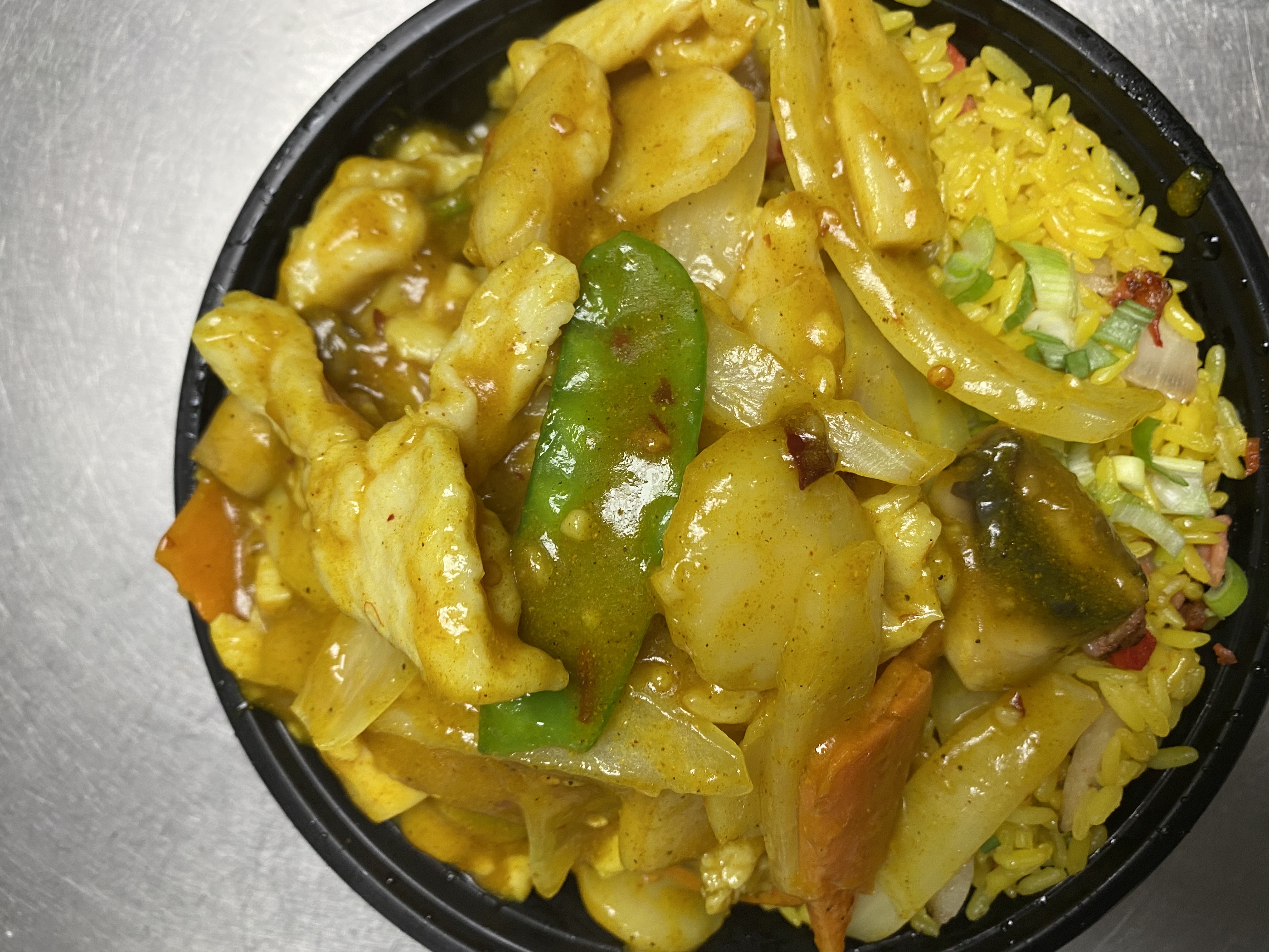 Order C6. Curry Chicken Combo Special food online from King Chef store, West Haven on bringmethat.com