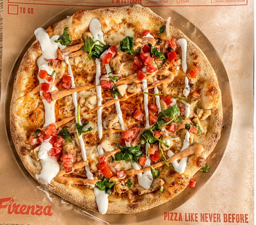 Order Chipotle Chicken Pizza - Personal 10'' food online from Firenza Pizza store, Los Angeles on bringmethat.com