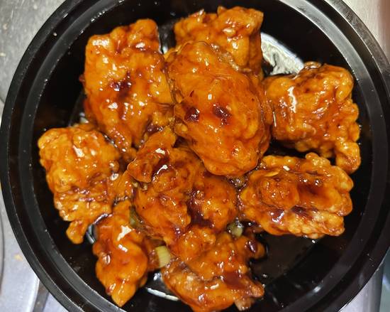 Order White Meat General Tso’s Chicken  food online from Asian Wok store, Alexandria on bringmethat.com