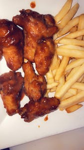 Order Hot BBQ Wings food online from Angie's Breakfast Spot store, Brooklyn on bringmethat.com