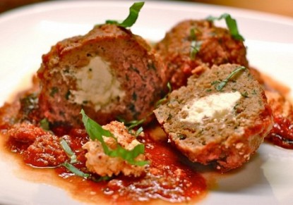Order 3 Pieces of Meatballs food online from Giovanni's Pizza Place store, Charleston on bringmethat.com