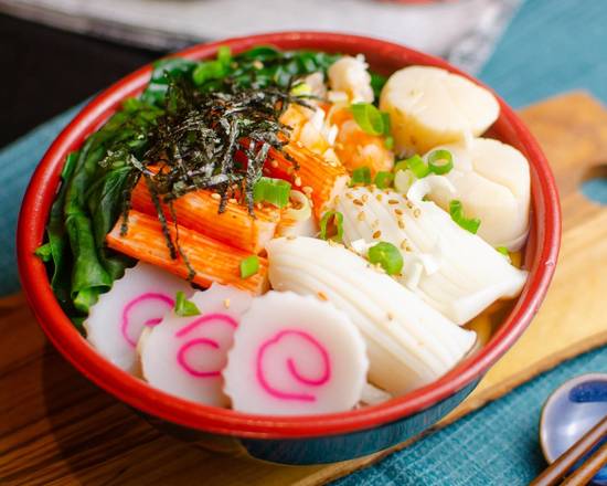 Order Seafood Udon food online from Osaka Sushi & Fresh Smoothies store, Chicago on bringmethat.com