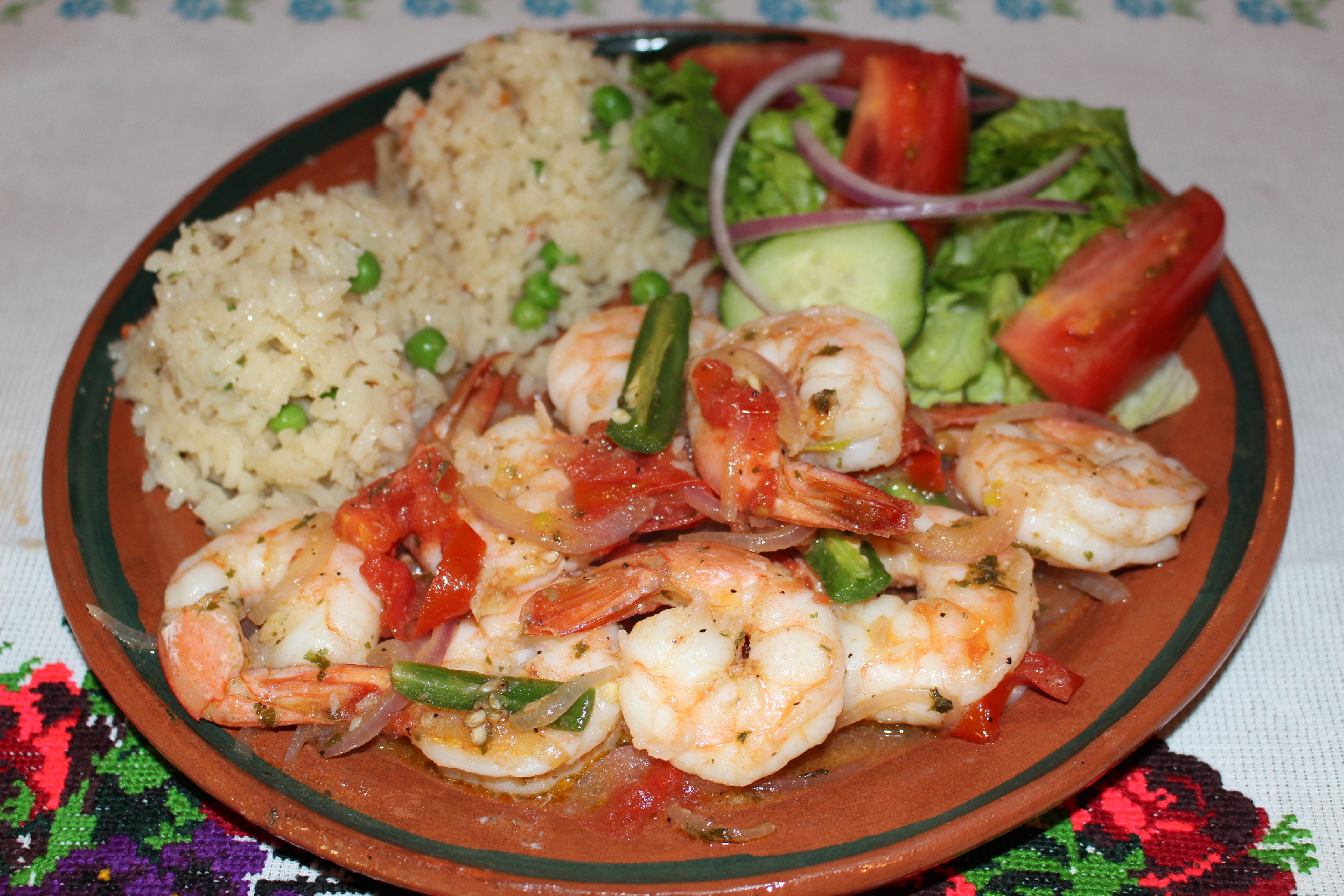 Order Ranchero Style Shrimp Plate food online from Taqueria Ventura Doña Raquel store, Ventura on bringmethat.com
