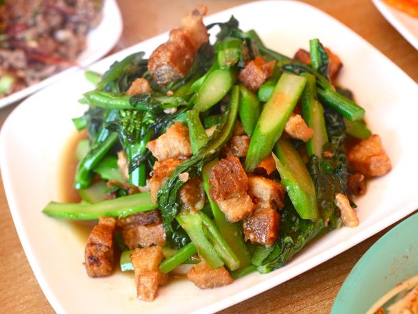 Order Chinese Broccoli with Crispy Pork food online from Thai Fiesta Cafe store, Paramount on bringmethat.com