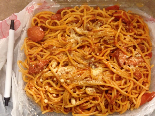 Order Spaghetti Filipino Style food online from Magic wok filipino store, Sunnyvale on bringmethat.com