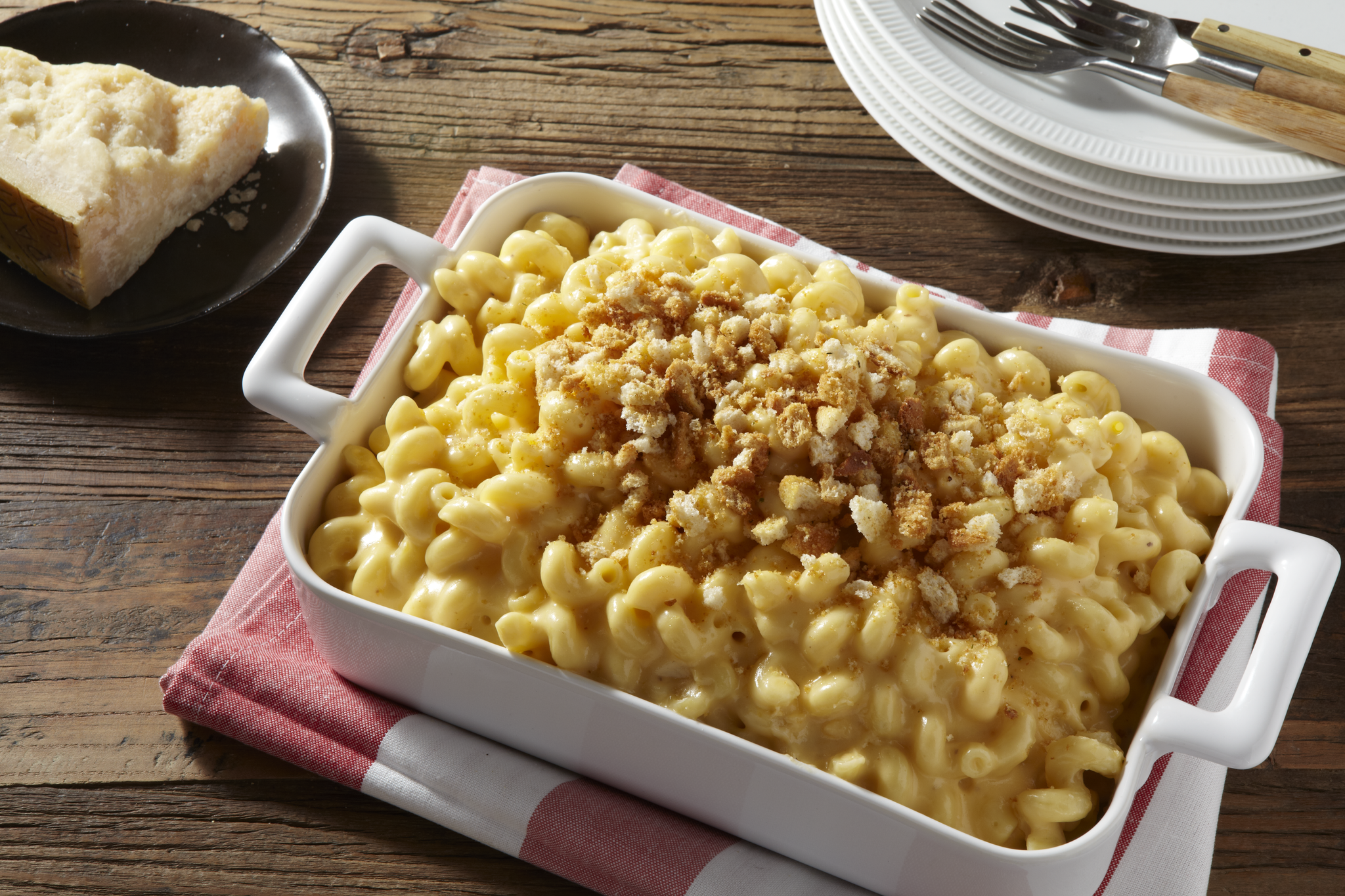 Order Macaroni and Cheese with 4 Garlic Rolls food online from Villa Italian Kitchen store, Leesburg on bringmethat.com