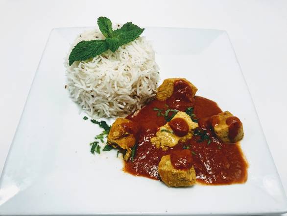 Order CHICKEN CURRY food online from Masala Indian Kitchen store, Novi on bringmethat.com