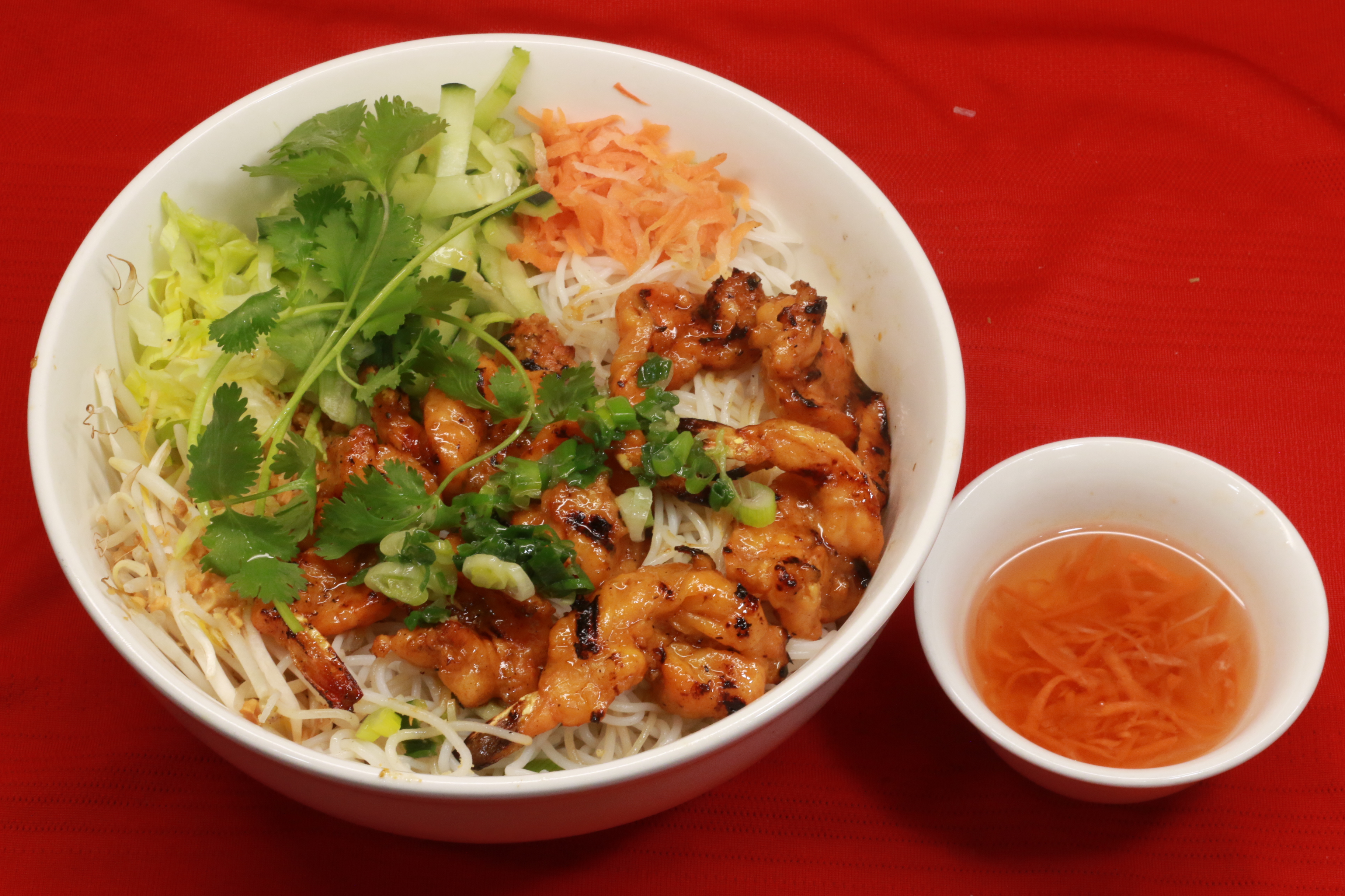 Order V5. Grilled Shrimp Noodle Bowl food online from Pho Khang store, Englewood on bringmethat.com