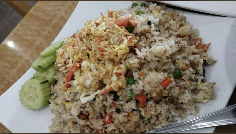 Order Crab Meat Fried Rice food online from Hollywood Noodle store, Arcadia on bringmethat.com
