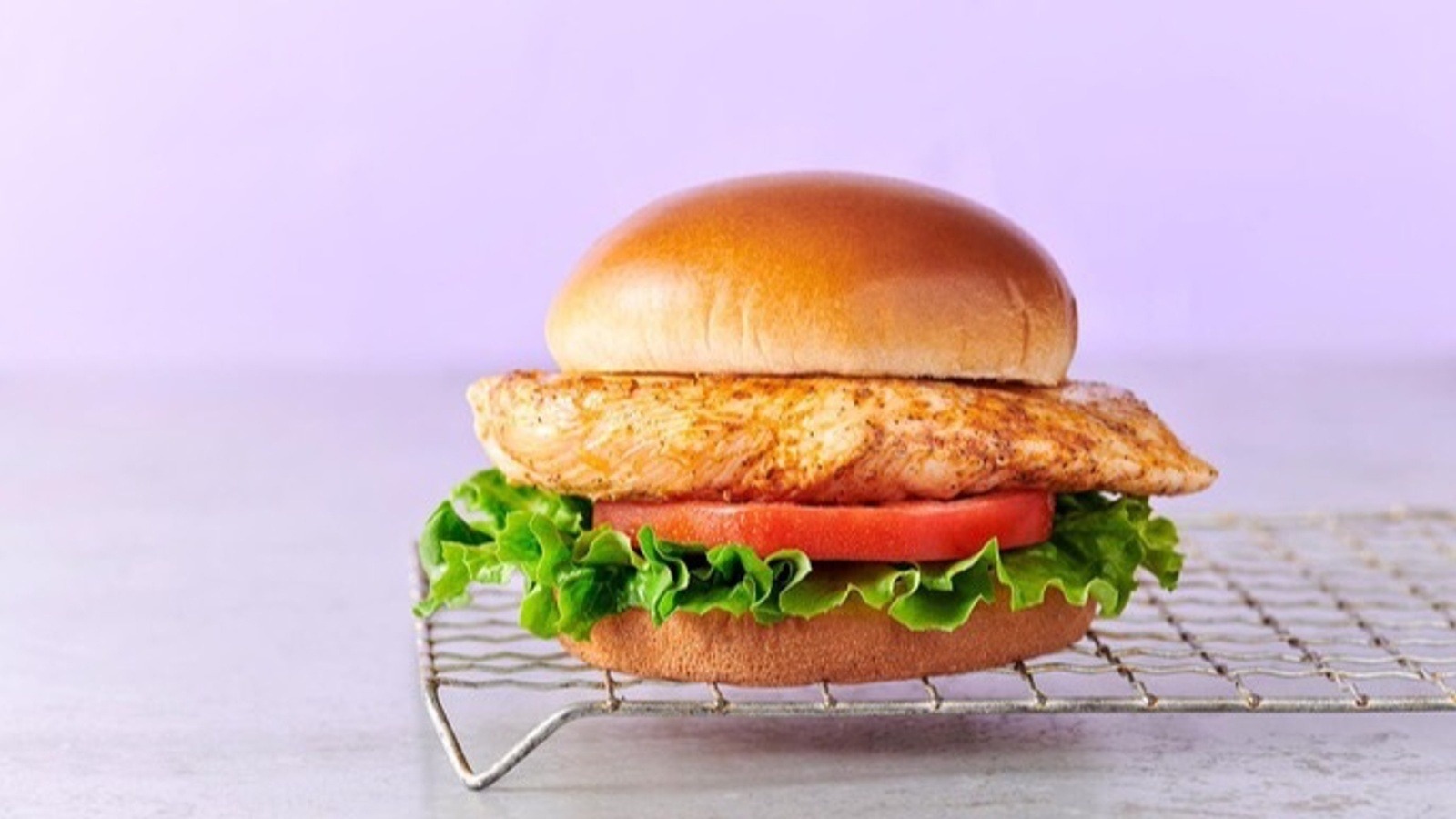 Order Grilled Chicken Sandwich food online from Hoots store, Chicago on bringmethat.com
