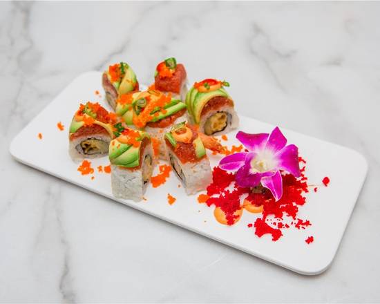 Order Spicy Tiger Roll food online from Mika Sushi store, Portland on bringmethat.com