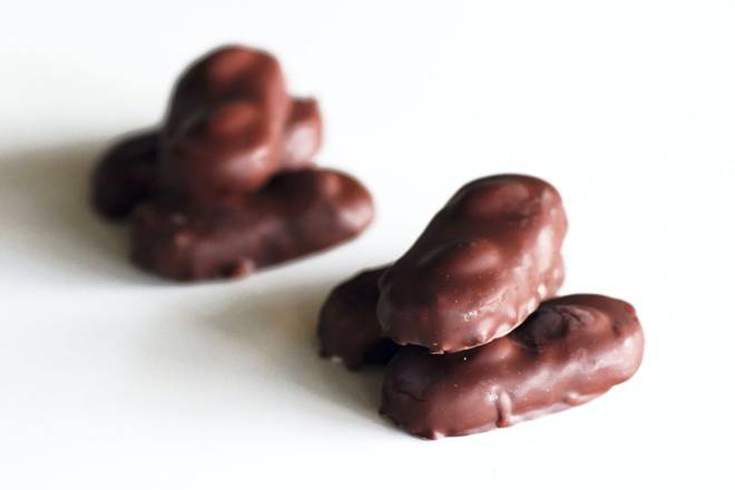 Order Dark Chocolate Happy Almonds food online from Founding Farmers Tysons store, Providence on bringmethat.com
