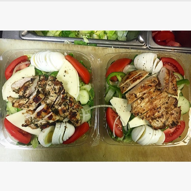 Order Buffalo Grilled Chicken Salad - Salad food online from Fiesta Pizza III store, Philadelphia on bringmethat.com