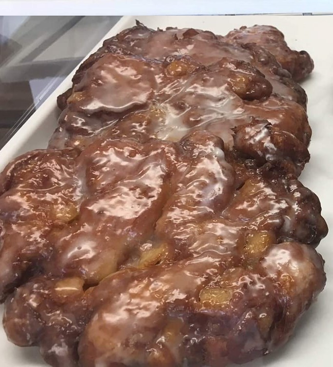 Order Apple Fritter Donut food online from Arnold Coffee And Donuts store, Colorado Springs on bringmethat.com