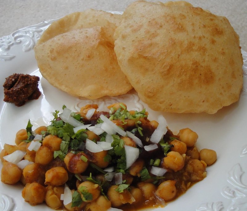 Order Chole Bhatture food online from Indian Street Cafe store, San Jose on bringmethat.com