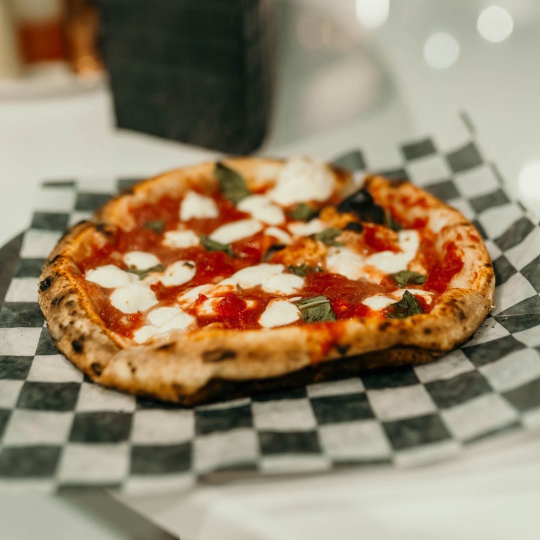 Order Margherita Pizza - Personal 10'' food online from Oak City Pizza Co store, Edmond on bringmethat.com
