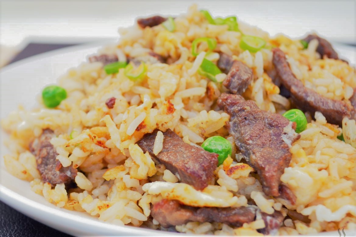 Order F5. Beef Fried Rice food online from Pho Saigon Express store, Escondido on bringmethat.com