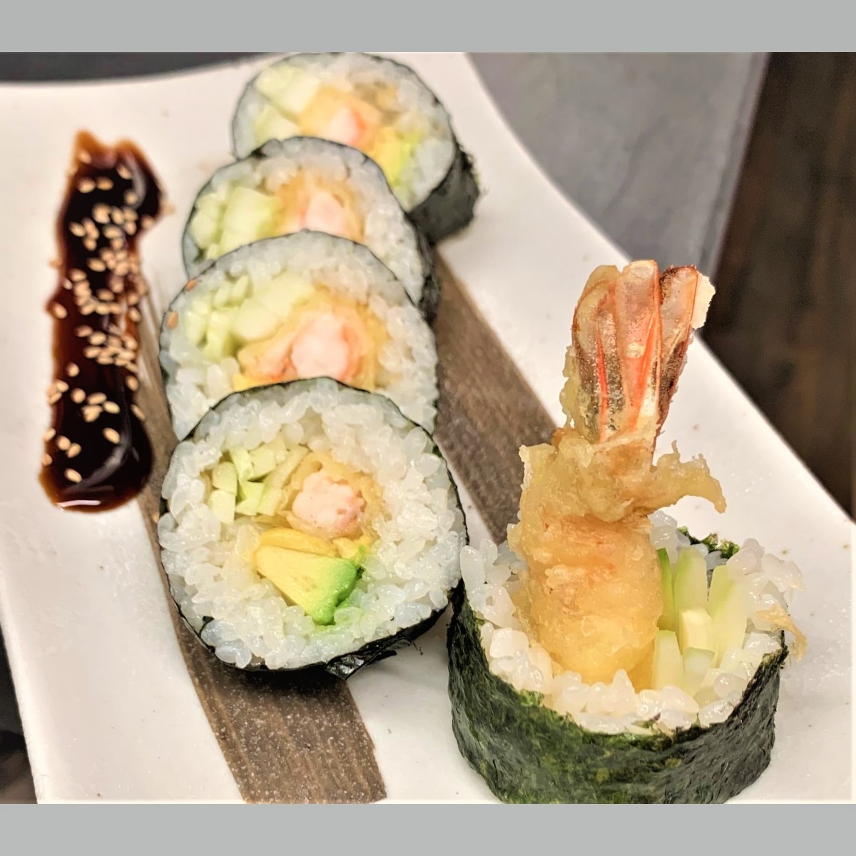 Order Shrimp Tempura Roll food online from Noshi Sushi store, Los Angeles on bringmethat.com
