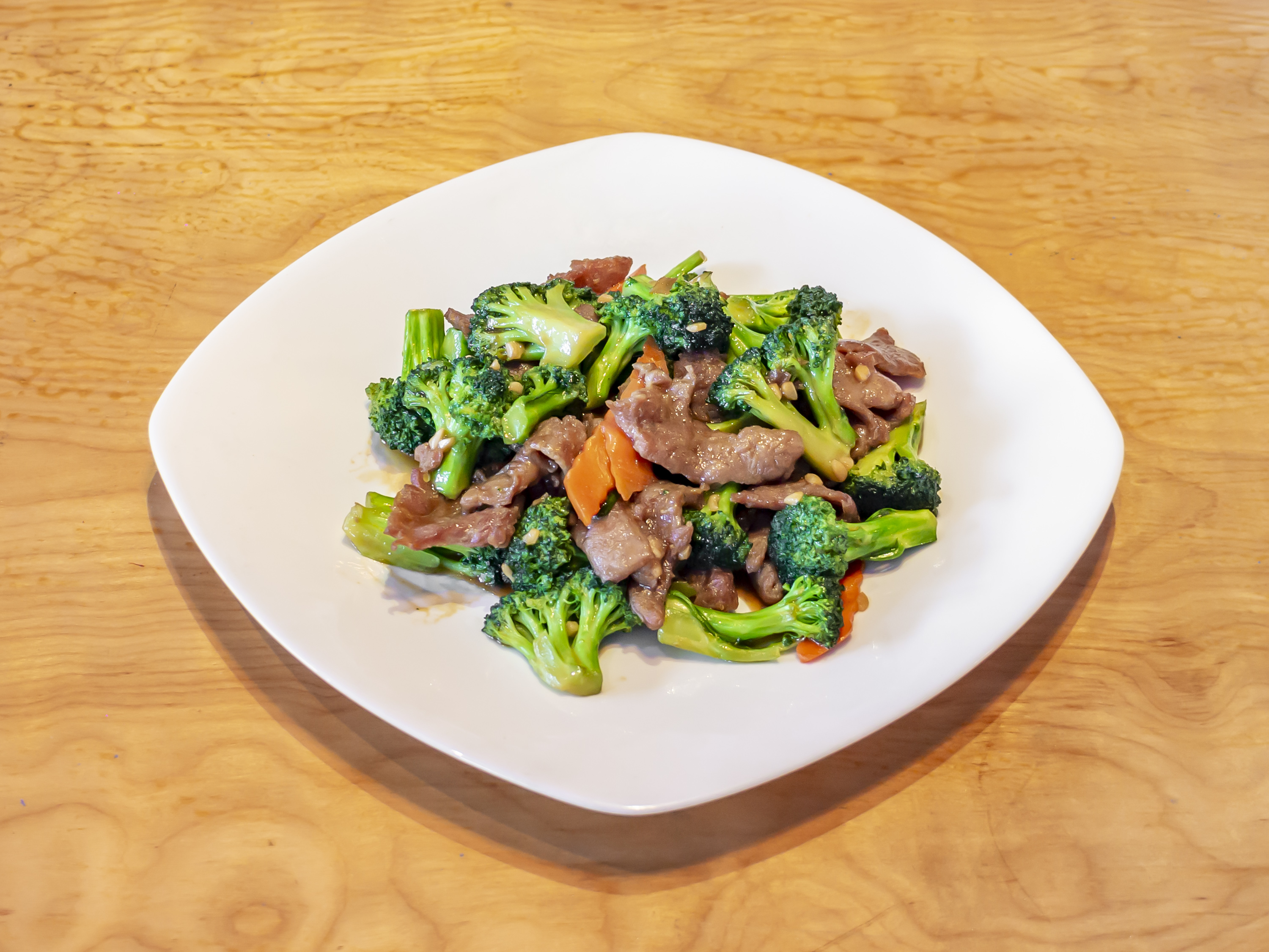 Order 3. Beef with Broccoli food online from Mikado Bistro store, Brentwood on bringmethat.com