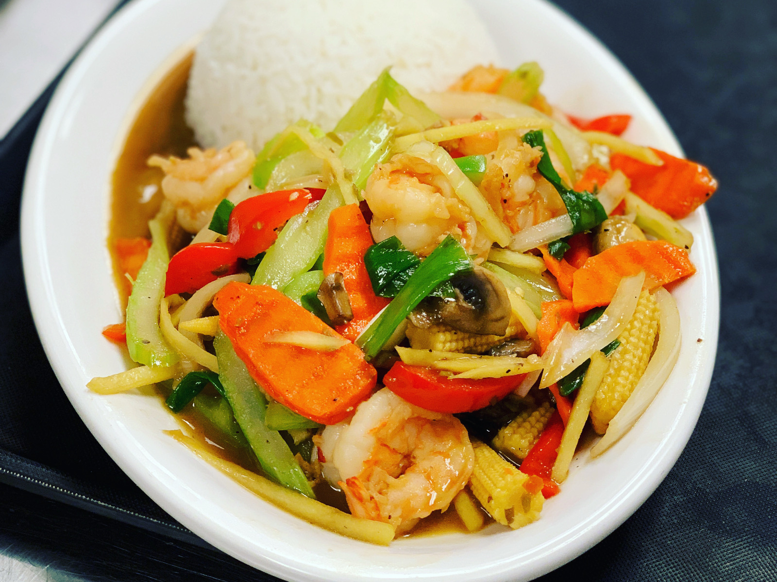 Order Pan Fried Fresh Ginger food online from Thai Ai Ai store, Fort Collins on bringmethat.com