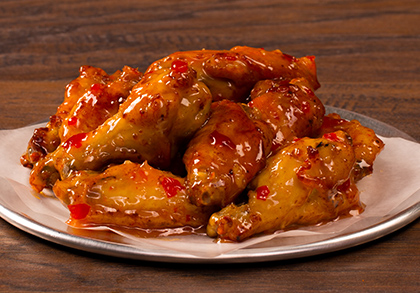 Order Classic Sweet Chili Wings food online from Mountain Mikes Pizza store, Fairfield on bringmethat.com