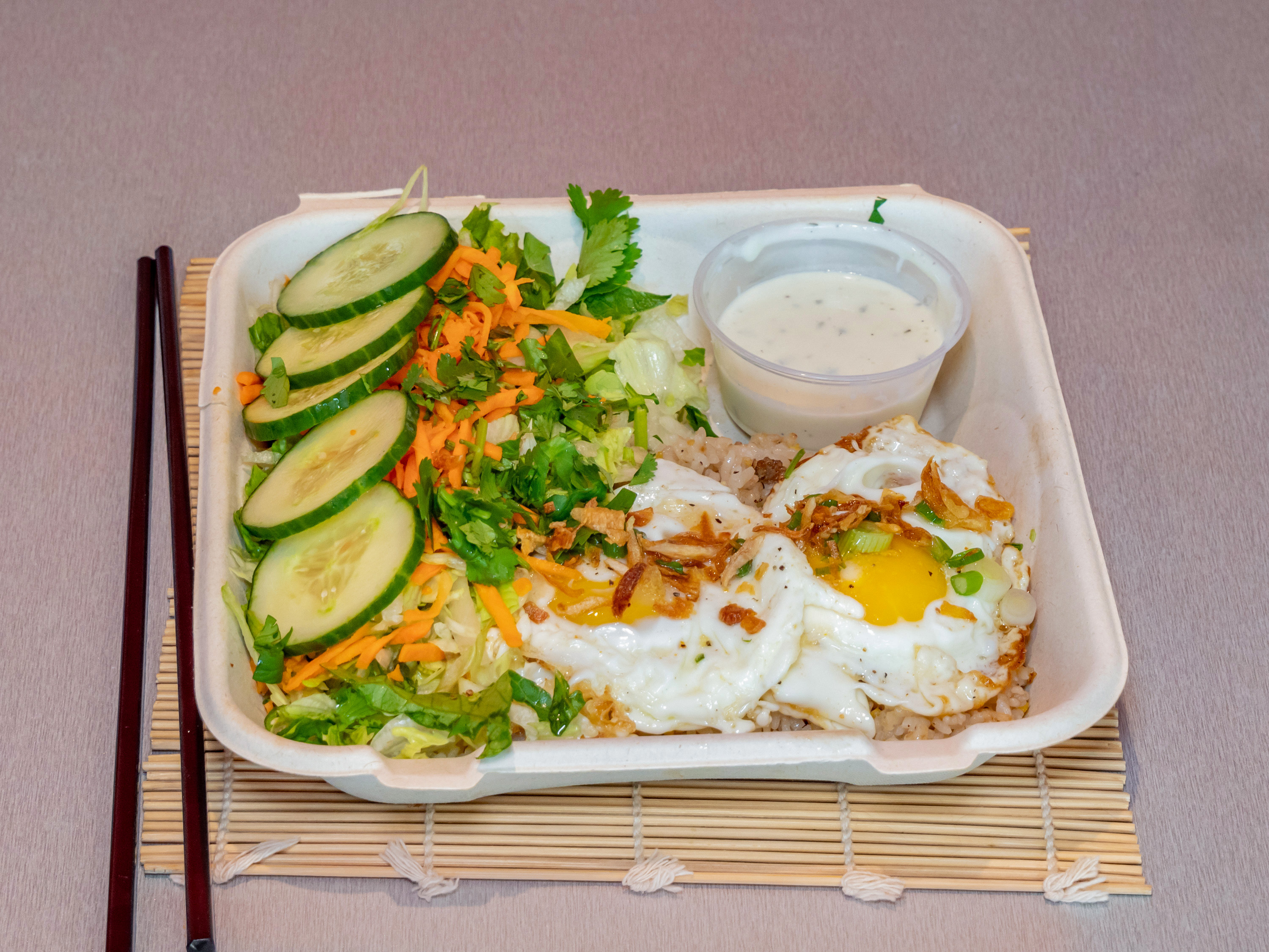 Order Fried Egg Box food online from Roostar Vietnamese Grill store, Houston on bringmethat.com