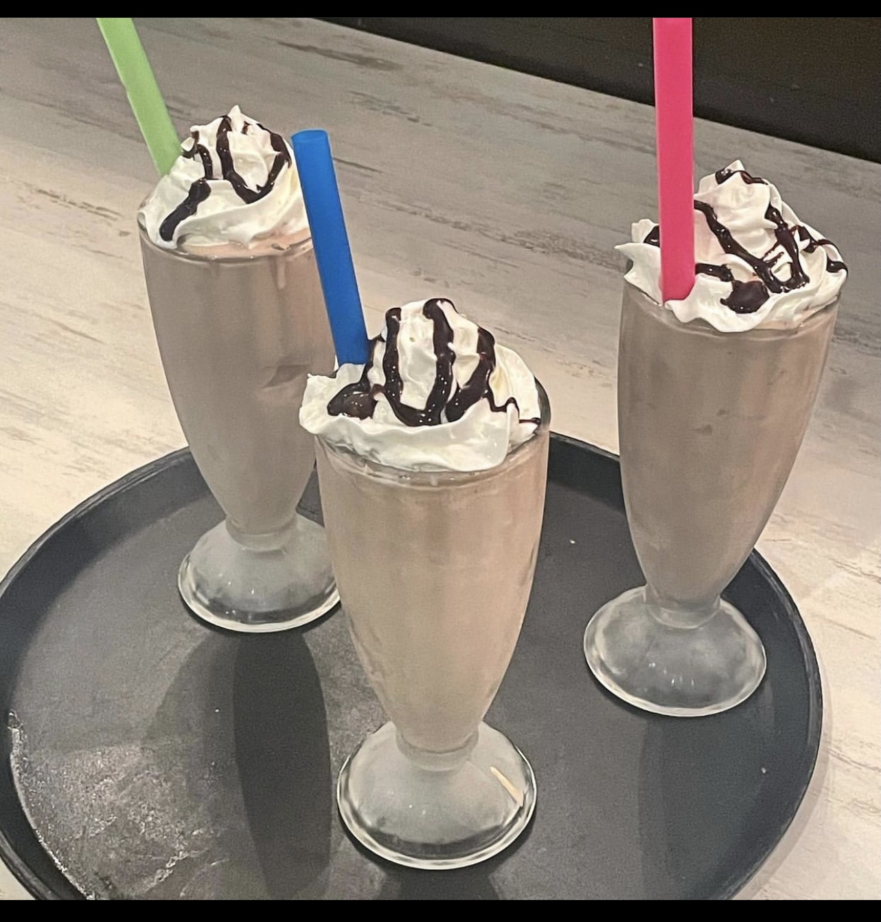 Order Oreo Shake  food online from Anchor Allie’s store, Virginia Beach on bringmethat.com